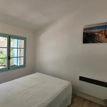 Apartment Larimar Etablissement- 200 M De La *