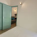 Larimar Etablissement- 200 M De La