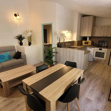 Larimar Etablissement- 200 M De La Appartement *